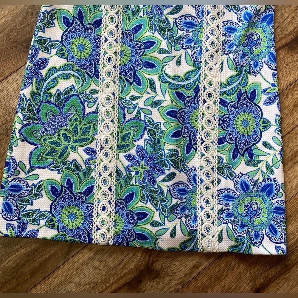 Eliza J dress with a vibrant blue and green floral pattern - Picture 2 of 8
